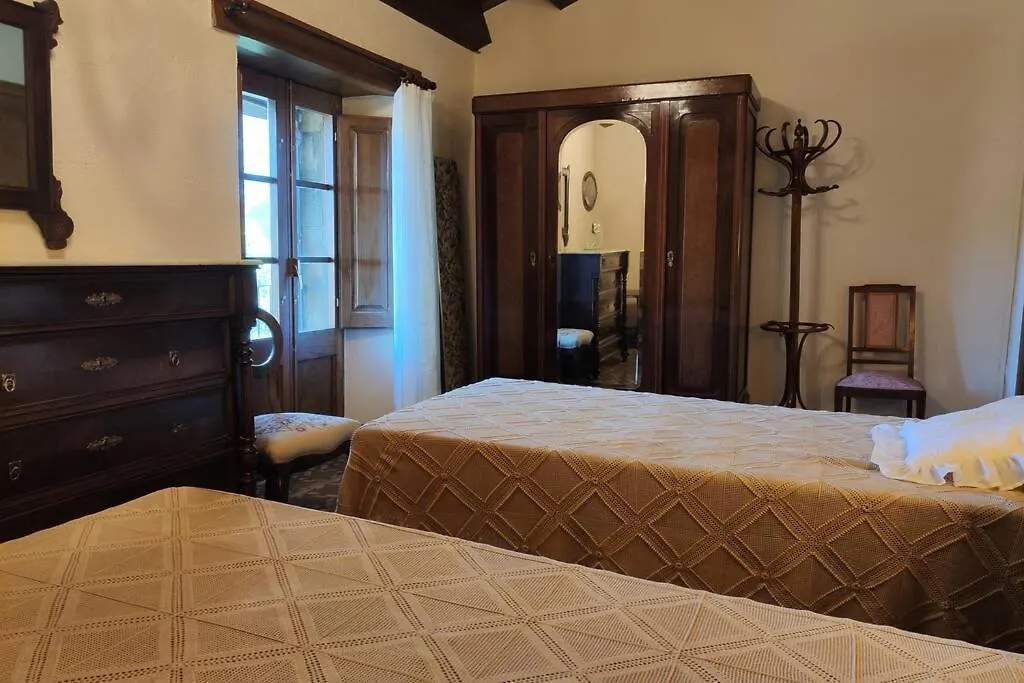 Les Basses Villa San Esteban de Llemana