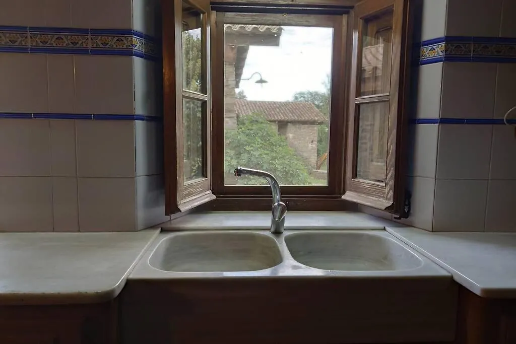 Les Basses Villa San Esteban de Llemana